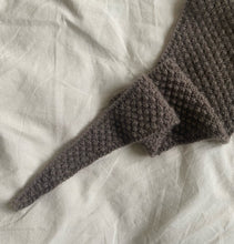 Load image into Gallery viewer, Ruby Scarf