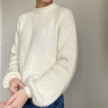 Load image into Gallery viewer, Cloud sweater