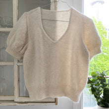 Load image into Gallery viewer, Chamomile Tee