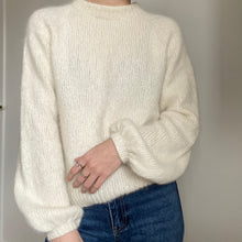 Load image into Gallery viewer, Cloud sweater